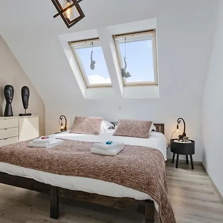 Unique 3-bedroom With Parking In The Heart Of
